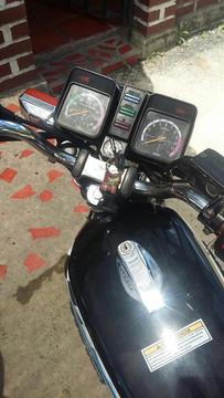 Vendo Rx 100 Hermosa