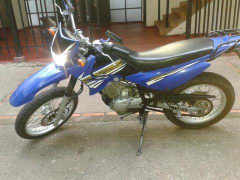 Moto Yamaha Xtz 2016