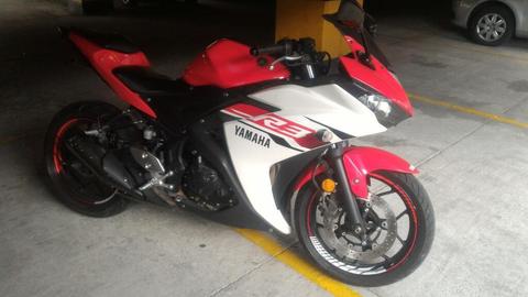 Yamaha R3 2015