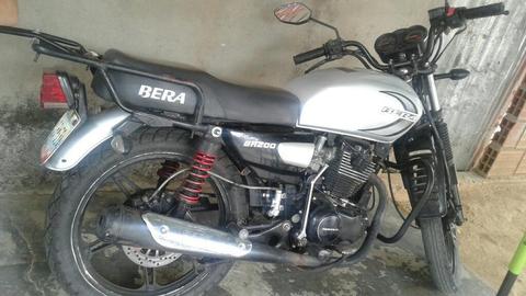 Moto Bera 200