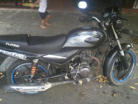 Vendo Moto Platino 100