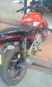 Pulsar 180 Gt 2015