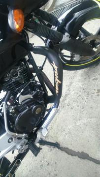 Vendo Pulsar Black. 2.500.000 Negociable