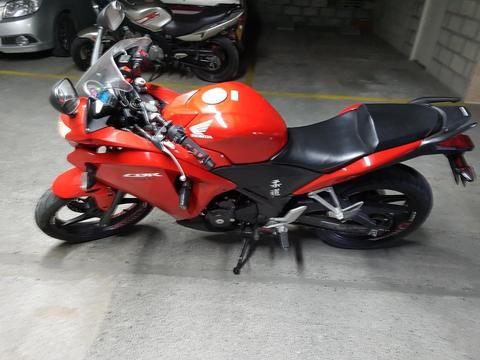 Cbr 250 2015 Vencambio Menor Valor