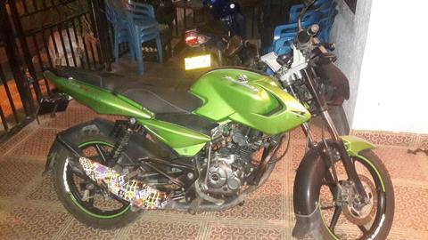 Se Vende Pulsar 135 Papeles El Dia