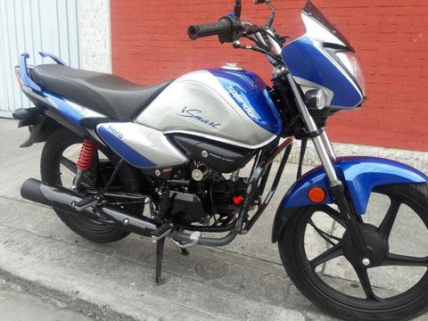 Vendo Splendor Seminueva Modelo 2017 con Solo 3 Mil Km de Uso Negociable