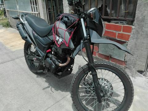 Vendo Akt 125 Br Nueva 4600km