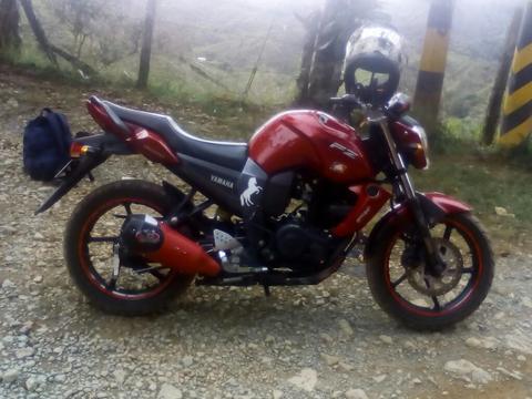 Moto Yamaha Fz 150