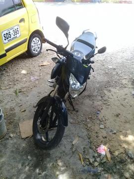 Vendo Pulsar 135, 2016