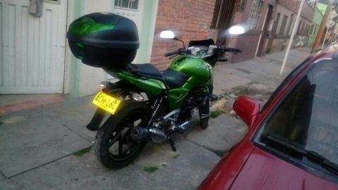 Moto Pulsar 180 2010