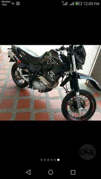 Se Vende Hermosa Xt 600