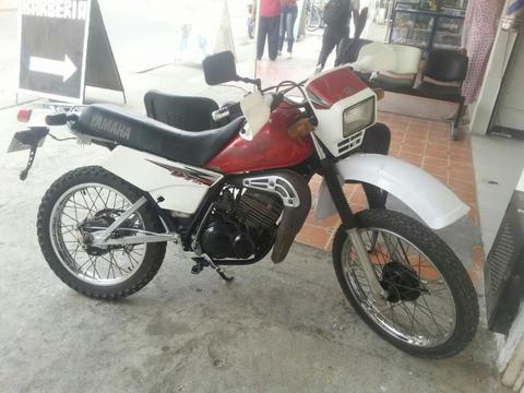 Vendo O Cambio Dt 175