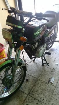 Se Vende O Se Cambia Ax 100 2008