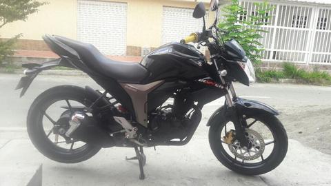 Vendo Moto Suzuki Gixxer 2016