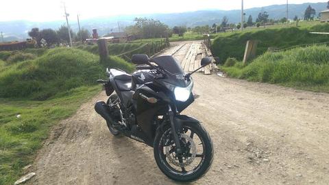 Hermosa Cbr 250r Como Nueva