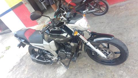 se vende Fz 16 modelo 2012 todo al dia