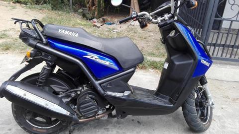 SE VENDE MOTO BWIS COLOR AZUL EN PERFECTO ESTADO