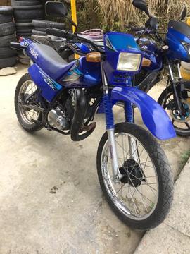 Moto Dt 125