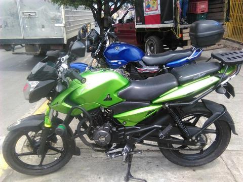 Pulsar 135 2012