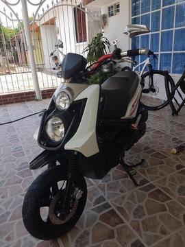 Yamaha Biwis modelo 2015 11 mil km