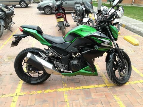 Kawasaki Z250 Modelo 2015