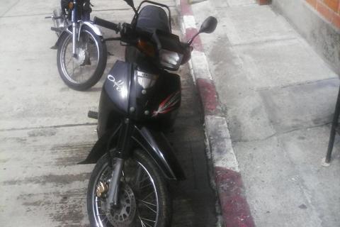 Moto Crypton R