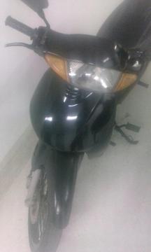 Vendo Moto