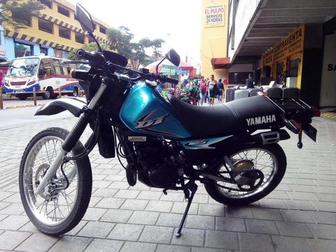 SE VENDE DT 125/2004