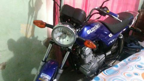 Vendo Ax4 Modelo 2012 Toda Original