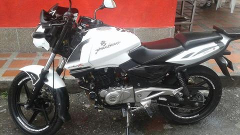 se vende pulsar 220 modelo 2013