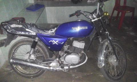 Vendo Moto Suzuki ax100