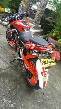 Pulsar Ns 200