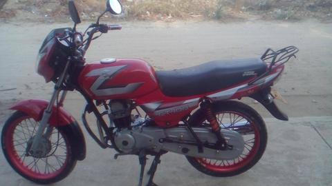 se vende boxer 2012 rojo candy solo tarjeta de propiedad motivo de viaje esta mela