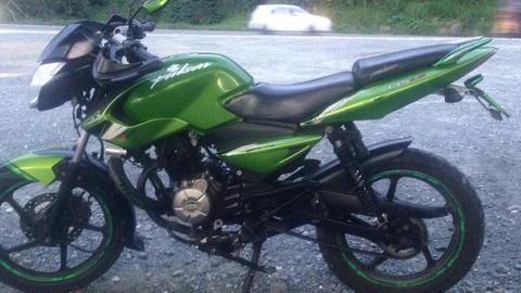 Vendo Pulsar 135