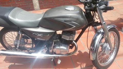 Vendo Linda Ax 2008 Veneca