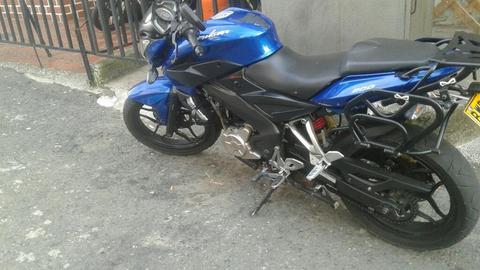 Pulsar Ns 200