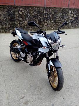 Vendo Pulsar Ns 200 Modelo 2015