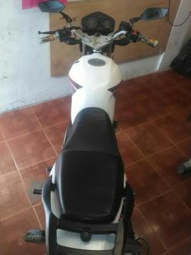 Akt Evo 125 2014 Papeles Vence Estemes