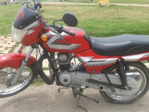 vendo hermosa boxer ct 100 con seguro y tecno hasta julio de 2018