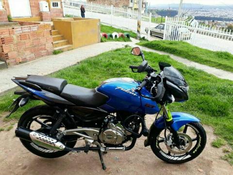 Pulsar 180 2016