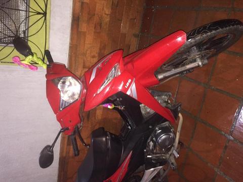 Vendo mi Moto AKT FLEX 2.016