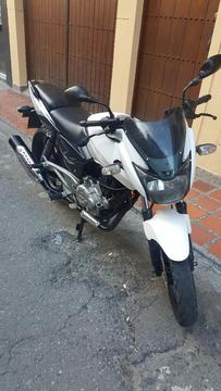 Pulsar 180 Gt 2014