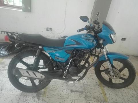 Se Vende Moto Akt Sl en Perfecto Estado