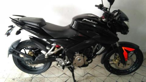 Pulsar 200 Ns Lee Descripción