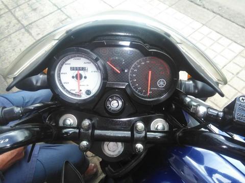 Se Vende Yamaha Szr16