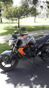 Vendo Moto Yanaha