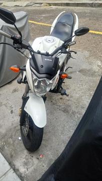 Hermosa Gixxer Económica Suzuki