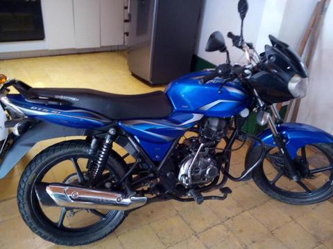 Vendo moto Discovery azul. modelo 201