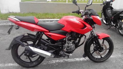 ESPECTACULAR MOTO PULSAR 135 PRO