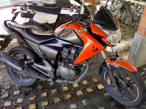 Vendo Moto Invicta 150